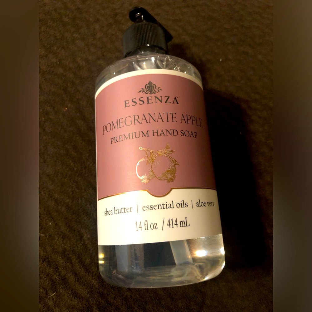 Essenza Pomegranate Apple Hand-soap  14oz